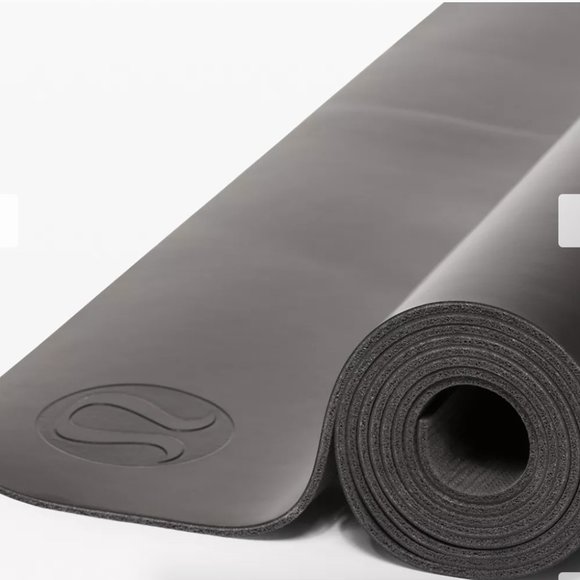 Lululemon "The Reversible Mat" 3mm - Picture 2 of 3